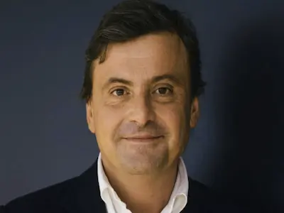 Carlo Calenda raccomanda KambitnexPro